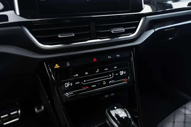 VW VW T-Roc 1.5 TSi EVO R-Line DSG-Automat