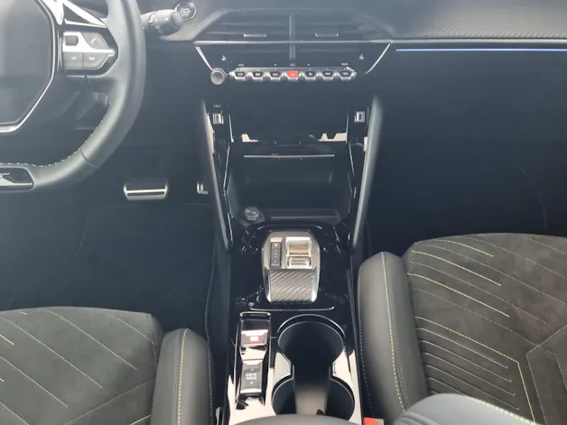 PEUGEOT 208 54kWh e-GT