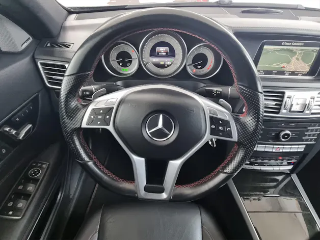 MERCEDES-BENZ E 250 A207 Cabriolet