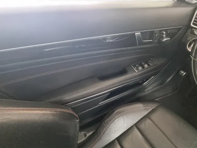 MERCEDES-BENZ E 250 A207 Cabriolet