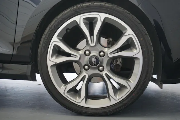 FORD Fiesta 1.0 SCTi ST Line 100PS mit erst 47`000km!!