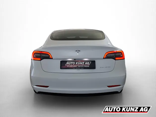 Tesla Model 3 Long Range Dual AWD