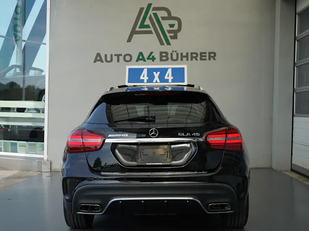 MERCEDES-BENZ GLA 45 AMG 4Matic 381PS