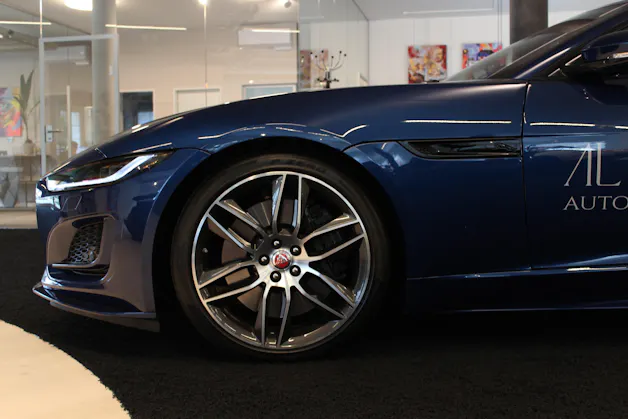 Jaguar F-Type Convrtible 5.0 V8 R-Dynamic AWD Automatik Werksgarantie & Gratis-Service | Perf. Sitze | Pixel LED-Scheinwerfer |