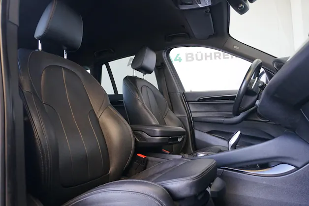 BMW X1 xDrive 20d x Line mit Abstandsregeltempomat