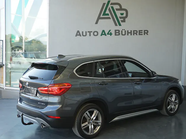 BMW X1 xDrive 20d x Line mit Abstandsregeltempomat