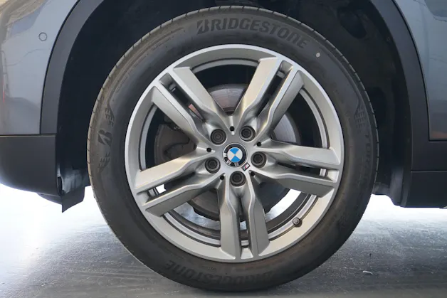 BMW X1 xDrive 20d x Line mit Abstandsregeltempomat