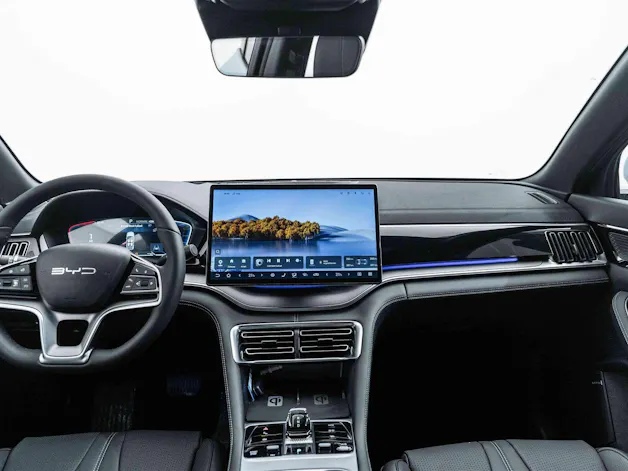 BYD Seal U DM-i PHEV Design AWD 324PS Automat