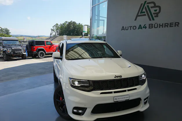JEEP GrandCherokee 6.4 SRT8 392er 468PS CH-Auto mit Gratisservice !!