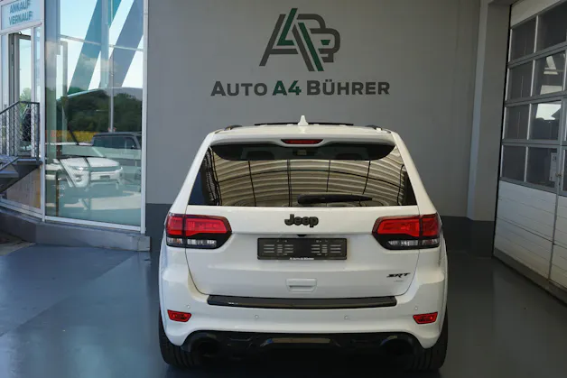 JEEP GrandCherokee 6.4 SRT8 392er 468PS CH-Auto mit Gratisservice !!