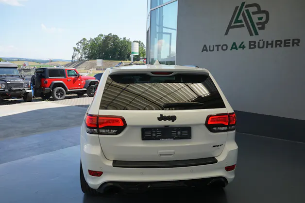 JEEP GrandCherokee 6.4 SRT8 392er 468PS CH-Auto mit Gratisservice !!