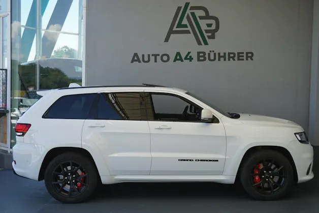 JEEP GrandCherokee 6.4 SRT8 392er 468PS CH-Auto mit Gratisservice !!