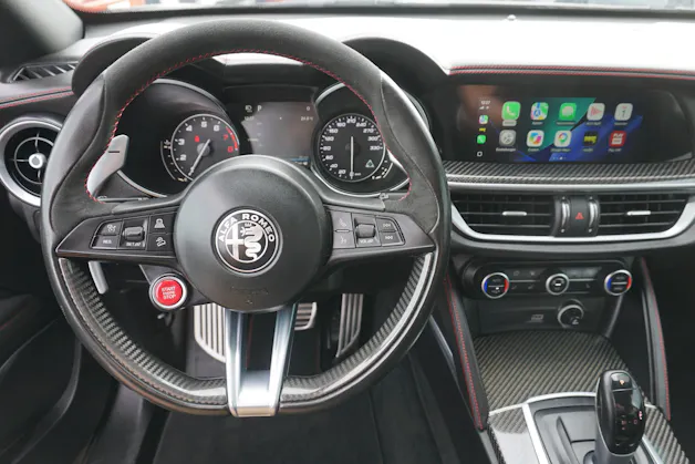 ALFA ROMEO Stelvio 2.9 V6 Quadrifoglio Q4 510PS mit Abstandsregeltempomat