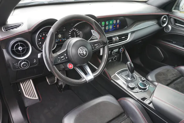 ALFA ROMEO Stelvio 2.9 V6 Quadrifoglio Q4 510PS mit Abstandsregeltempomat