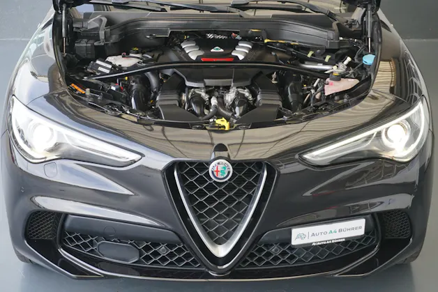 ALFA ROMEO Stelvio 2.9 V6 Quadrifoglio Q4 510PS mit Abstandsregeltempomat