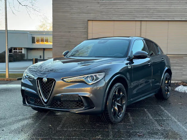 ALFA ROMEO Stelvio 2.9 V6 Quadrifoglio Q4 Automatic GREY 399.-- pro Monat