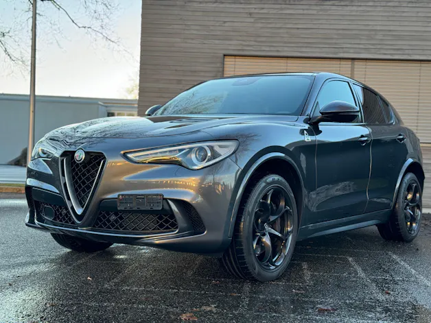 ALFA ROMEO Stelvio 2.9 V6 Quadrifoglio Q4 Automatic GREY 399.-- pro Monat