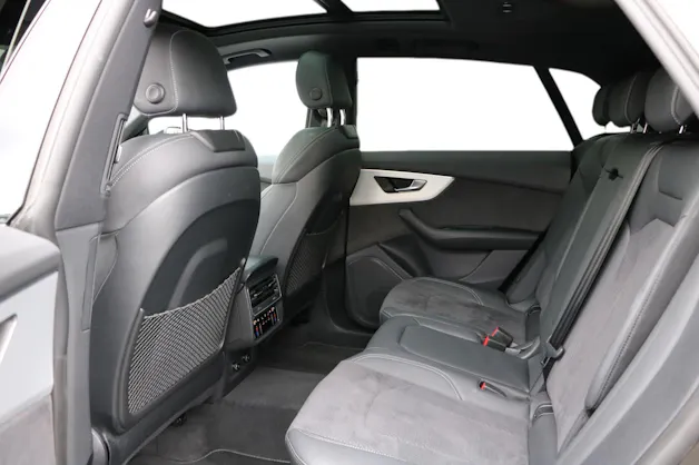AUDI Q8 SUV 50 TDI quattro tiptronic