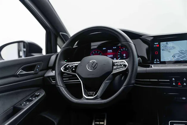 VW VW Golf 1.5 eTSI mHEV ACT R-Line DSG
