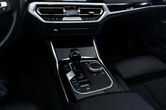 BMW 320d 48V Touring Sport Line Steptronic