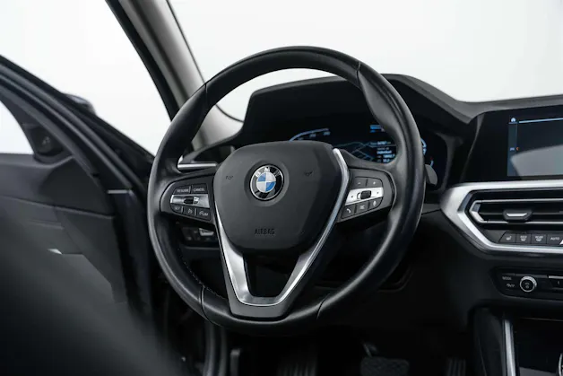 BMW 320d 48V Touring Sport Line Steptronic