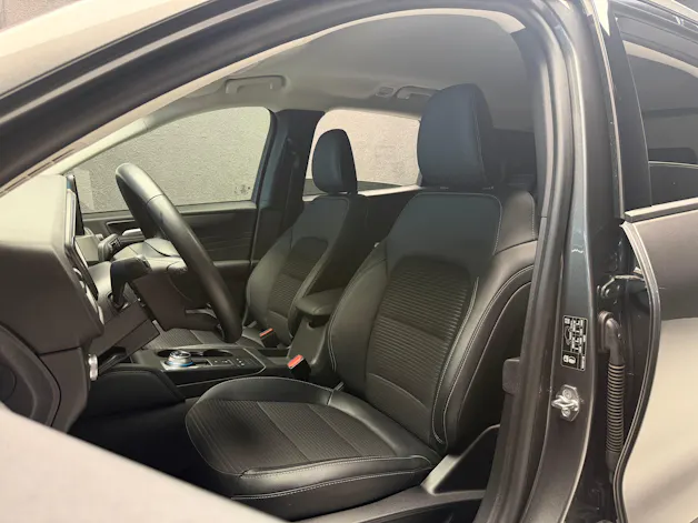 FORD Kuga 2.5 FHEV Titanium X 4WD • B&O, ACC, KAMERA