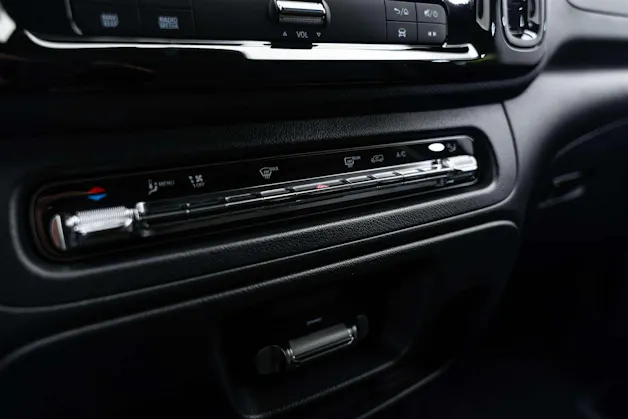 MERCEDES-BENZ MERCEDES-BENZ Vito 116 CDi 9-Plätzer Lang Select Tourer G-Tr. Automat