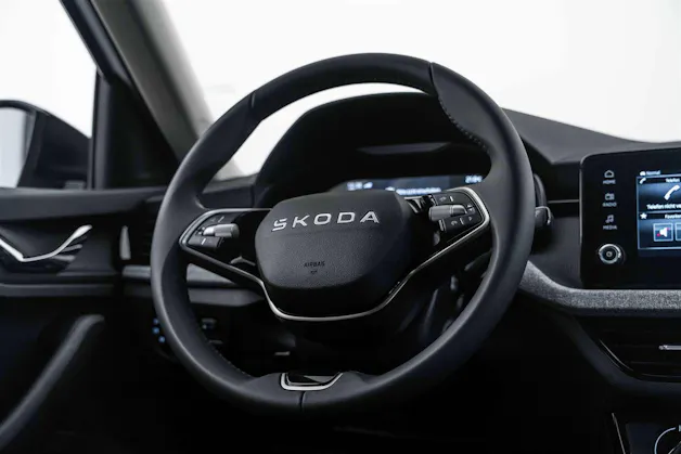 SKODA Kamiq 1.0 TSi Selection Black DSG-Automat