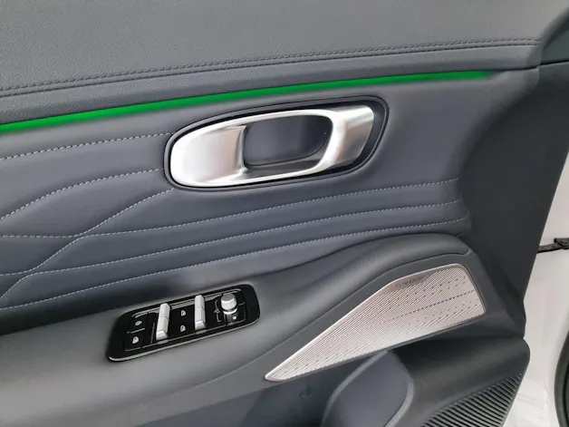 Geely STARRAY EM-i LAUNCH EDITION