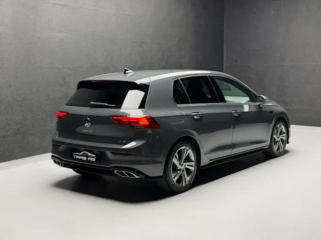 VW Golf 1.5 e TSI mHEV R-Line DSG • ACC • RF-Kamera • Delfingrau