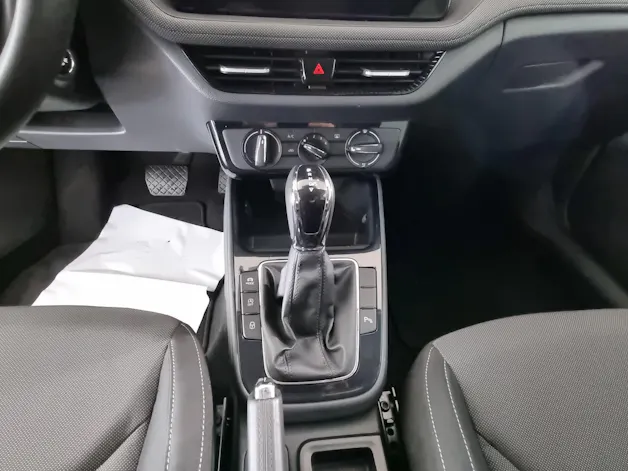 SKODA Fabia 1.0 TSI Selection *5Jahre Garantie*