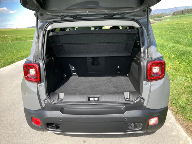 JEEP Renegade 1.3 T PHEV Trailhawk AWD mit Geländeuntersetzung