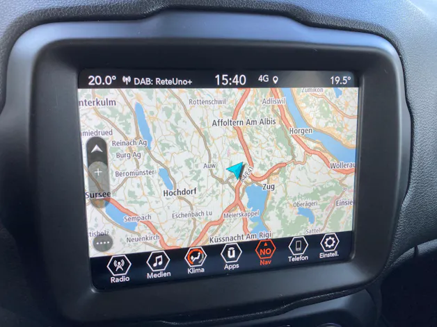 JEEP Renegade 1.3 T PHEV Trailhawk AWD mit Geländeuntersetzung