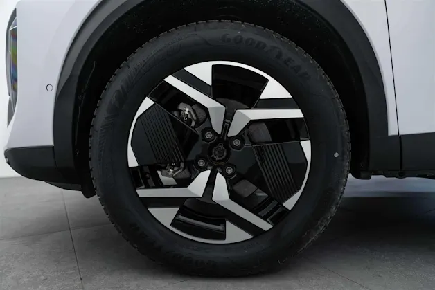 PEUGEOT PEUGEOT 2008 1.2 145 MHEV Allure Automat