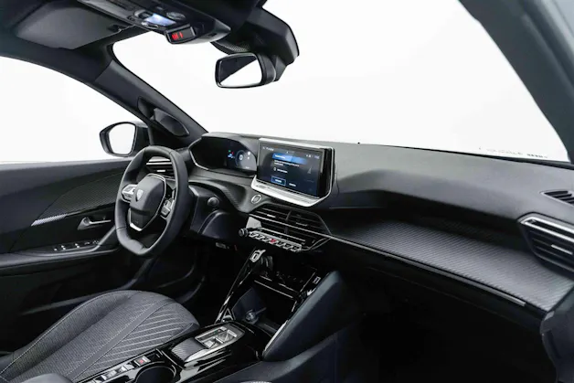 PEUGEOT PEUGEOT 2008 1.2 145 MHEV Allure Automat