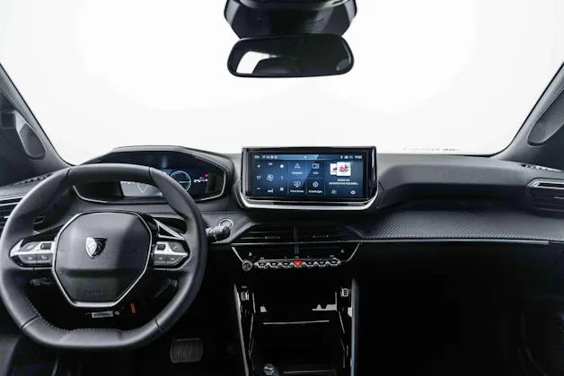 PEUGEOT PEUGEOT 2008 1.2 145 MHEV Allure Automat