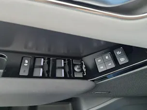 Land Rover Range Rover Velar P250 SE AWD Facelift