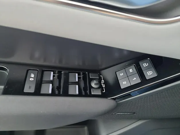 Land Rover Range Rover Velar P250 SE AWD Facelift