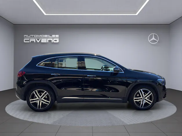 MERCEDES-BENZ GLA 250 4Matic 8G-DCT Swiss Star