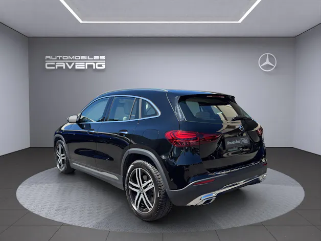 MERCEDES-BENZ GLA 250 4Matic 8G-DCT Swiss Star