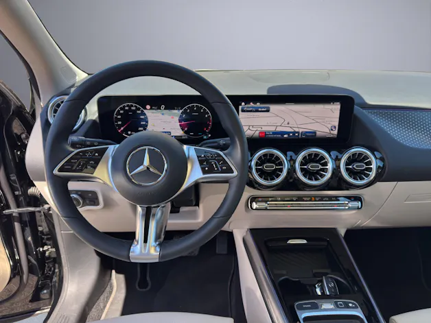 MERCEDES-BENZ GLA 250 4Matic 8G-DCT Swiss Star