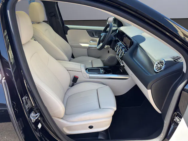 MERCEDES-BENZ GLA 250 4Matic 8G-DCT Swiss Star