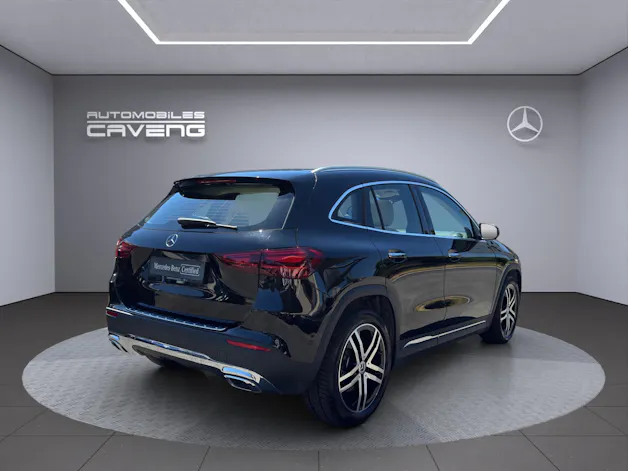 MERCEDES-BENZ GLA 250 4Matic 8G-DCT Swiss Star