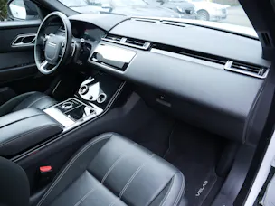 Land Rover Range Rover Velar R-Dynamic D 180 SE Automatic