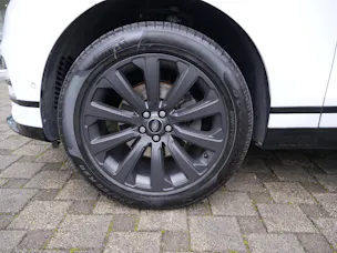 Land Rover Range Rover Velar R-Dynamic D 180 SE Automatic