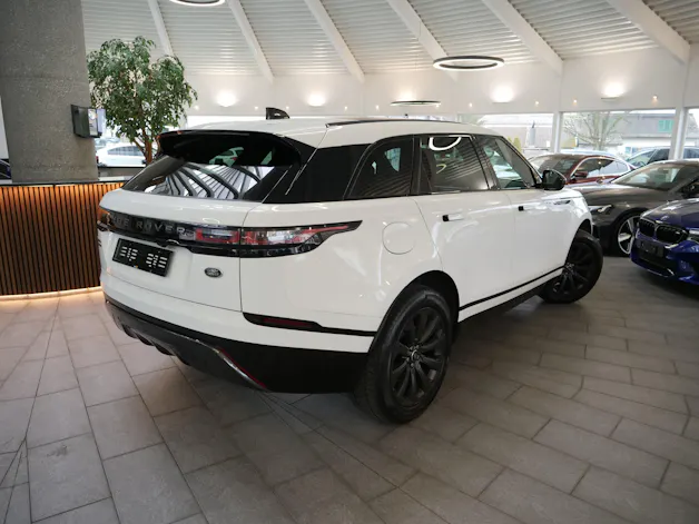 Land Rover Range Rover Velar R-Dynamic D 180 SE Automatic