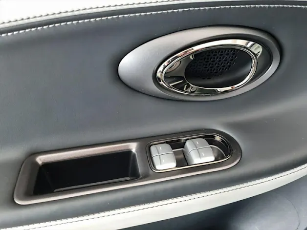 JAC E30X Elektro 51 kWh 374km Reichweite