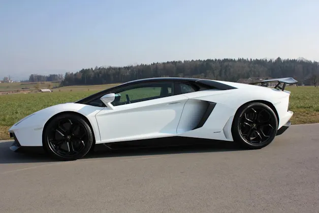 Lamborghini Aventador LP700-4 Coupé E-Gear