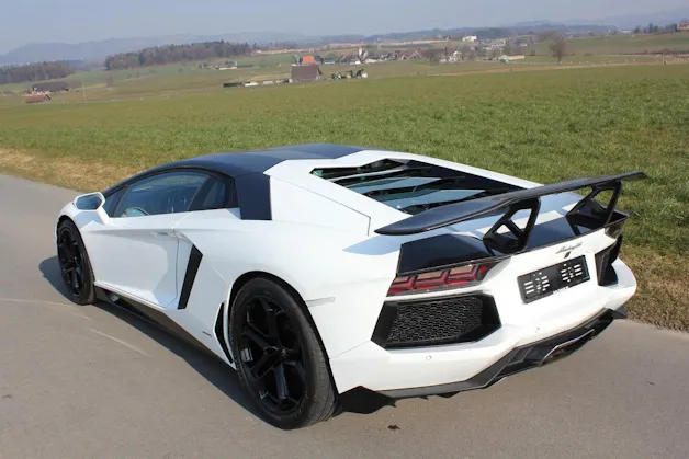 Lamborghini Aventador LP700-4 Coupé E-Gear