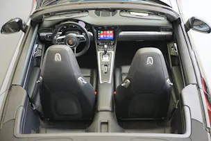 PORSCHE 911 Carrera 4 Cabrio